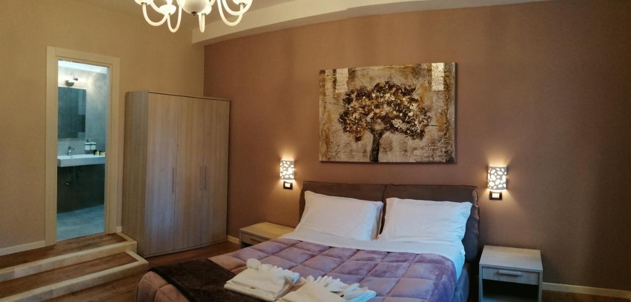 Km 0 Dal Centro By Tiziana Monaldi Hotel Pitigliano Exterior photo